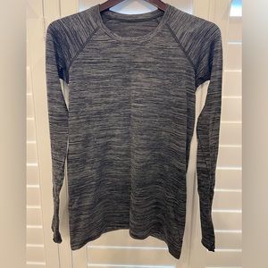 Lululemon Swiftly Tech Long-Sleeve Shirt - Size 8